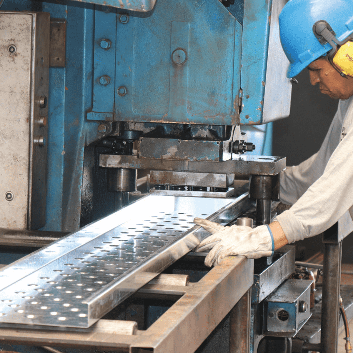 Perforación de Planchas y Platinas - Detalle